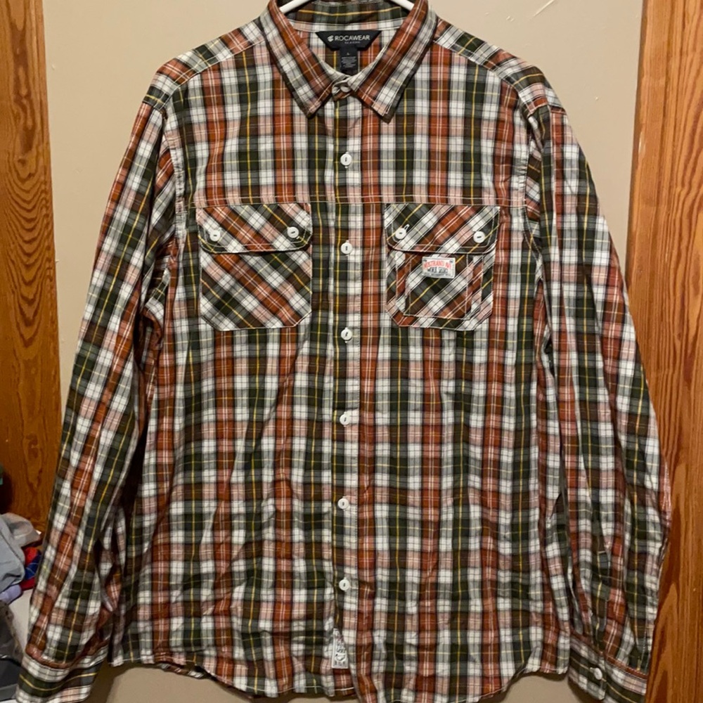 NWOT Men’s Rocawear Dress Shirt